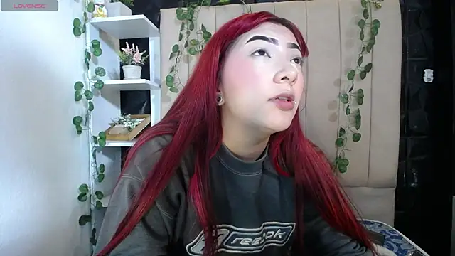 Mia Rinn online show from February 2025 01:11:01 PM