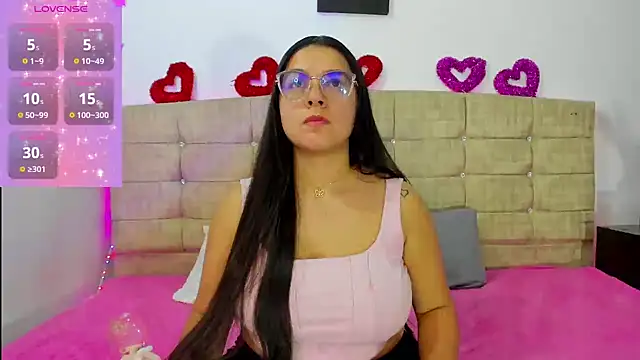 Snapshot of Alice_Summer1 chatting on January 2026 10:25:01 PM Alice Summer1 online show from January 2026 10:25:01 PM