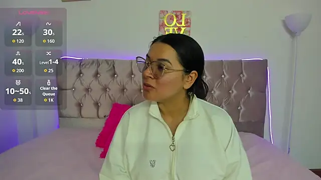 Snapshot of Alice_Summer1 chatting on February 2026 10:09:01 PM Alice Summer1 online show from February 2026 10:09:01 PM