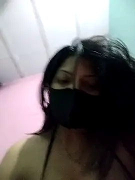 Hotty-Divya online show from April 2026 03:05:01 PM