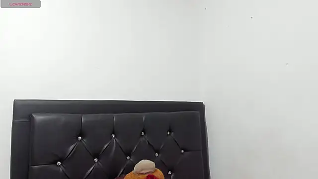 Natassha brown1 online show from December 2025 12:38:02 AM