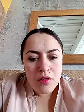 Lesly 10- online show from October 2025 01:01:01 PM