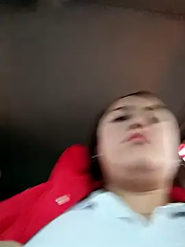 Lesly 10- online show from December 2025 10:25:01 PM