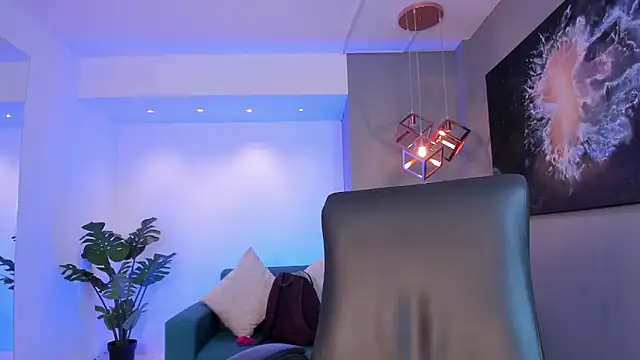 Lyssa Muller online show from September 2025 04:10:02 PM