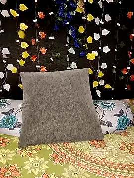 Snapshot of Sony-Model chatting on October 2025 01:36:02 AM Sony-Model online show from October 2025 01:36:02 AM