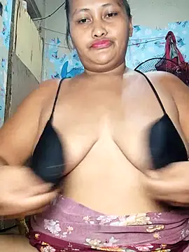 Sweetchuby1995 online show from May 2026 02:23:02 PM