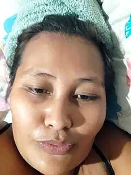 Sweetchuby1995 online show from May 2026 03:28:01 PM