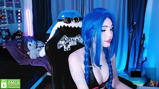 Snapshot of _Sparkland_ chatting on January 2025 10:02:01 PM Sparkland online show from January 2025 10:02:01 PM