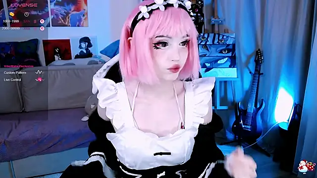 Snapshot of _Sparkland_ chatting on September 2025 07:02:02 PM Sparkland online show from September 2025 07:02:02 PM