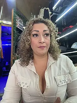 Katti Barrera online show from July 2026 08:11:02 PM