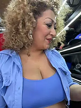 Katti Barrera online show from July 2026 07:12:02 PM