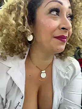 Katti Barrera online show from July 2026 09:45:02 PM