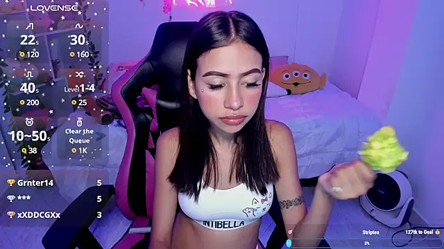 Snapshot of cat_kitty18_ chatting on February 2025 10:04:02 PM cat kitty18 online show from February 2025 10:04:02 PM