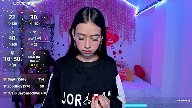 Snapshot of cat_kitty18_ chatting on February 2025 07:50:02 PM cat kitty18 online show from February 2025 07:50:02 PM