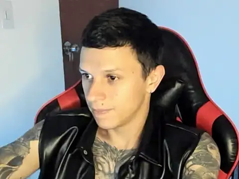 goodboy69l online show from May 2026 01:00:01 AM