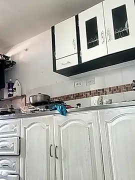 Madisonpalacio online show from November 2025 03:12:02 PM