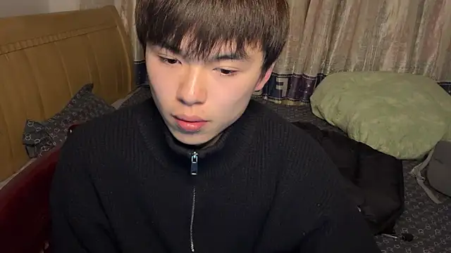 Snapshot of xiaottt1918 chatting on January 2025 10:57:01 AM xiaottt1918 online show from January 2025 10:57:01 AM