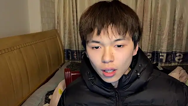 Snapshot of xiaottt1918 chatting on January 2025 12:47:02 PM xiaottt1918 online show from January 2025 12:47:02 PM