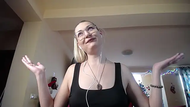 Snapshot of sugar_mayy chatting on December 2024 06:56:02 AM sugar mayy online show from December 2024 06:56:02 AM