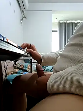 Snapshot of DDYY12341 chatting on October 2025 04:29:02 AM DDYY12341 online show from October 2025 04:29:02 AM