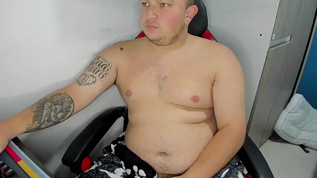 AndresChuboi online show from January 2026 01:05:02 PM