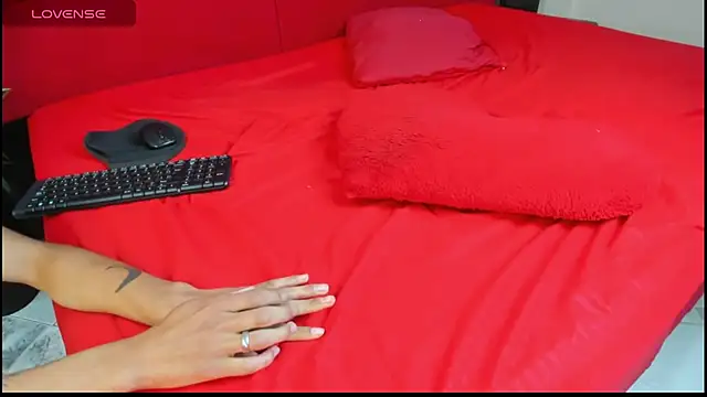 elena and derek online show from January 2025 01:45:02 AM