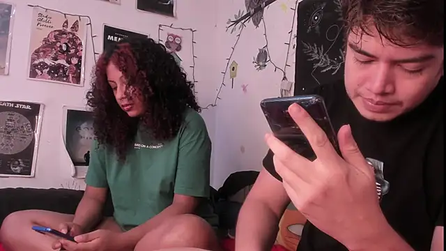 hothoneychile online show from November 2025 02:43:02 AM