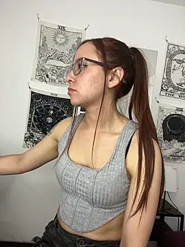 Carlaat online show from December 2024 12:19:01 AM