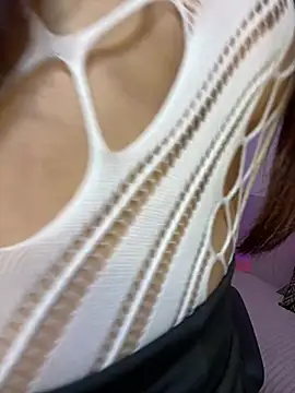 Carlaat online show from February 2025 06:06:01 PM