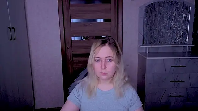 Snapshot of Kristy-Max chatting on June 2026 08:57:01 PM Kristy-Max online show from June 2026 08:57:01 PM
