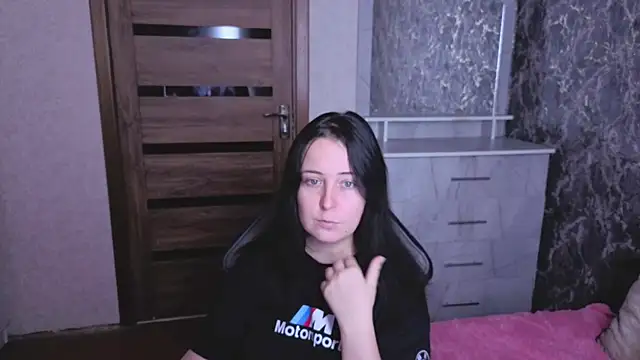 Snapshot of Kristy-Max chatting on August 2026 09:04:01 AM Kristy-Max online show from August 2026 09:04:01 AM