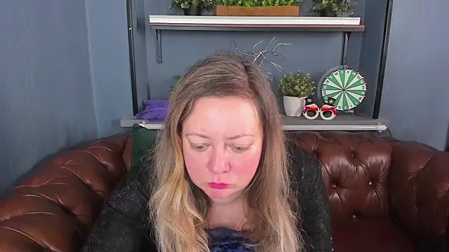 JesiaFoxi online show from January 2025 10:50:01 AM