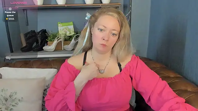 JesiaFoxi online show from June 2026 09:34:02 AM