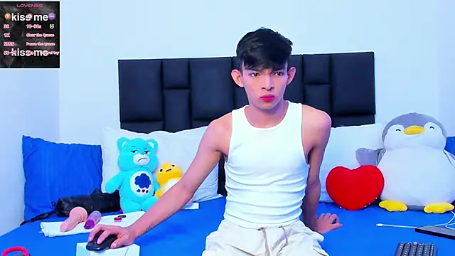 Tonny twink  online show from March 2025 09:57:01 AM