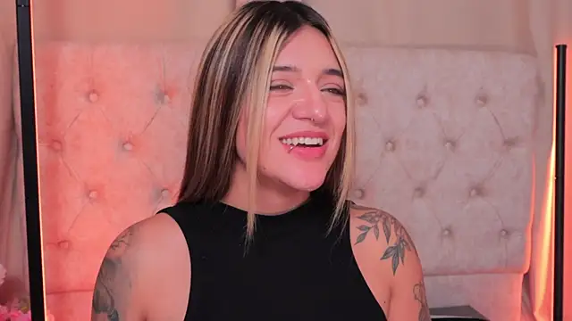 ashleyvalirya online show from January 2025 10:10:01 AM