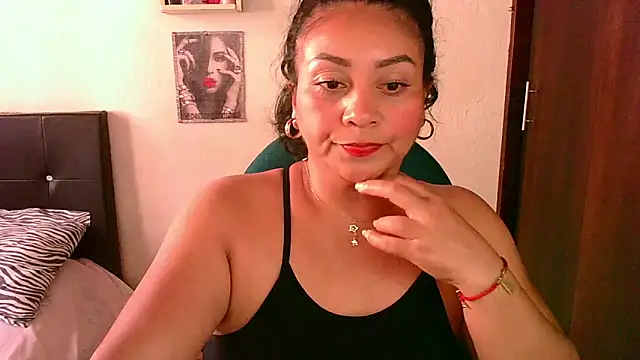zaray bella online show from May 2026 09:09:01 PM