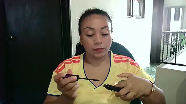 zaray bella online show from July 2026 05:06:02 PM