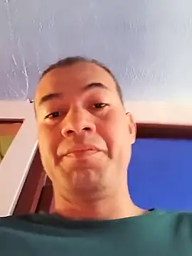 Snapshot of gustosito chatting on October 2025 04:41:01 PM gustosito online show from October 2025 04:41:01 PM