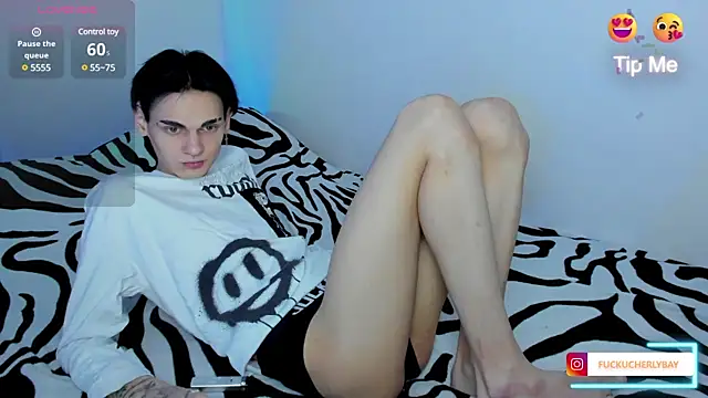 Snapshot of CHERLYBAY chatting on December 2024 11:02:02 PM CHERLYBAY online show from December 2024 11:02:02 PM