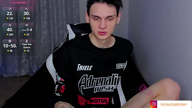 Snapshot of CHERLYBAY chatting on February 2025 08:36:01 PM CHERLYBAY online show from February 2025 08:36:01 PM