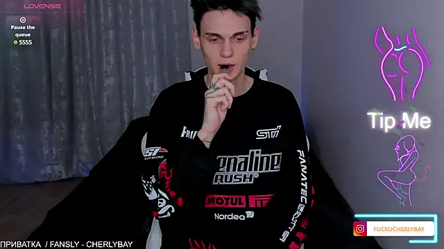 Snapshot of CHERLYBAY chatting on February 2025 12:05:02 AM CHERLYBAY online show from February 2025 12:05:02 AM