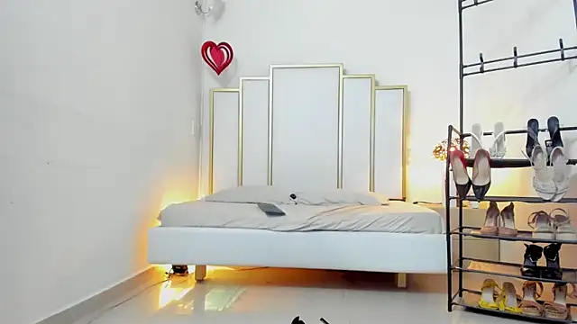 Abycollins online show from March 2025 10:41:02 PM