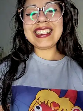 Snapshot of MishuColfer chatting on September 2025 04:01:01 AM MishuColfer online show from September 2025 04:01:01 AM