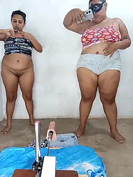 Snapshot of Lucky-hot-girls chatting on October 2025 02:10:01 AM Lucky-hot-girls online show from October 2025 02:10:01 AM