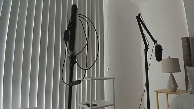 Snapshot of atenea_erotic chatting on November 2025 07:57:01 PM atenea erotic online show from November 2025 07:57:01 PM