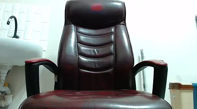 Snapshot of hardbigcock16 chatting on December 2024 06:36:01 AM hardbigcock16 online show from December 2024 06:36:01 AM