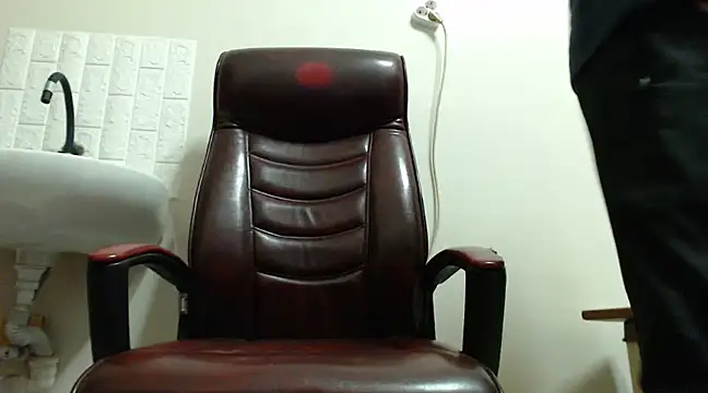 Snapshot of hardbigcock16 chatting on December 2024 11:52:02 AM hardbigcock16 online show from December 2024 11:52:02 AM