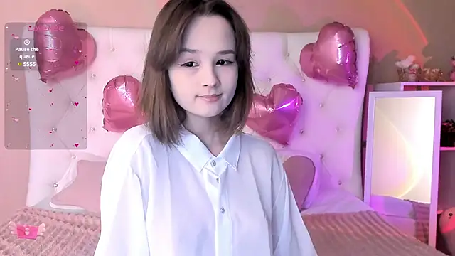 Mary uw online show from February 2025 03:23:02 AM