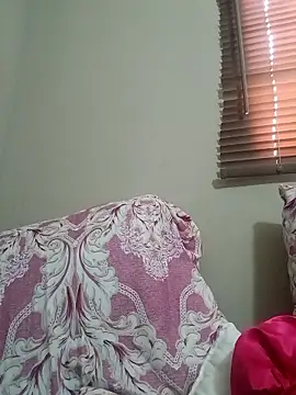 queenxdede online show from June 2026 01:41:02 PM
