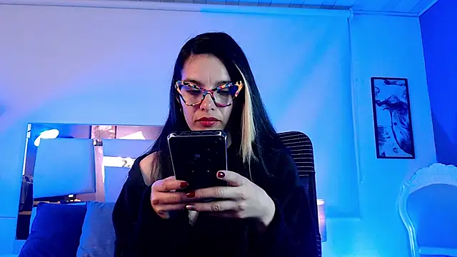 paulinabarnett- online show from March 2025 11:51:02 AM